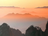 Huangshan – kde schody vedou do nebe